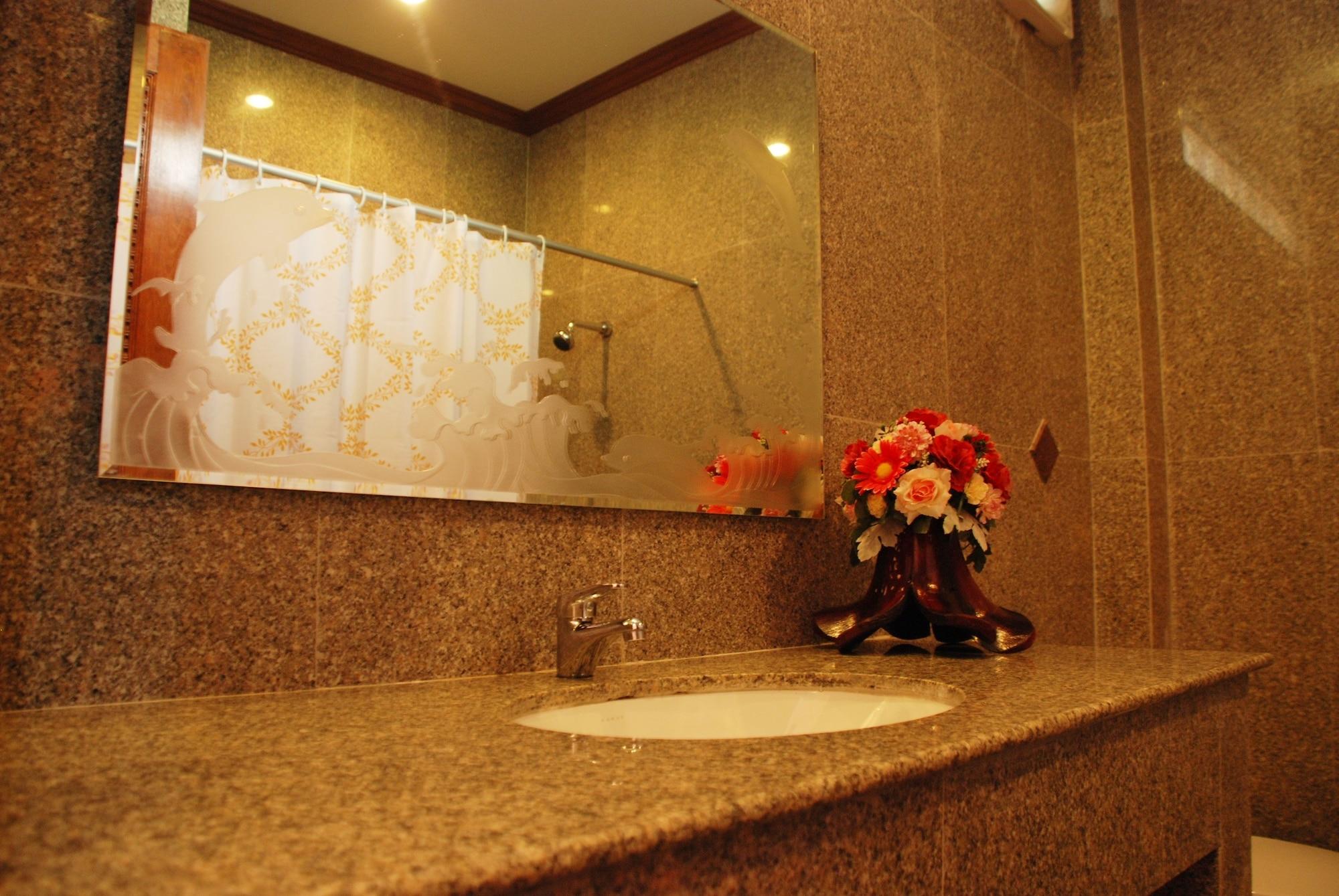 Martina Hotel Surin Ngoại thất bức ảnh