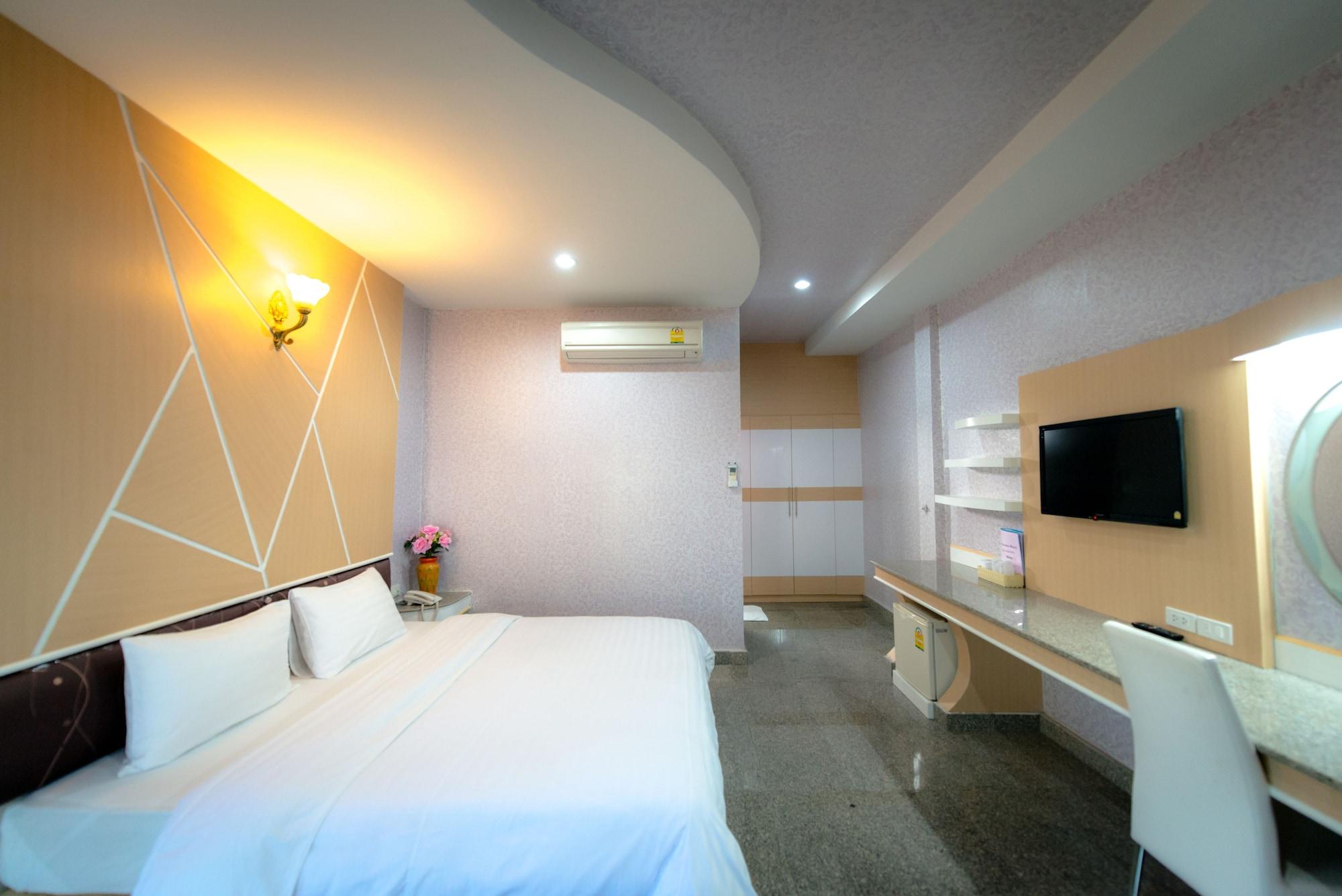 Martina Hotel Surin Ngoại thất bức ảnh