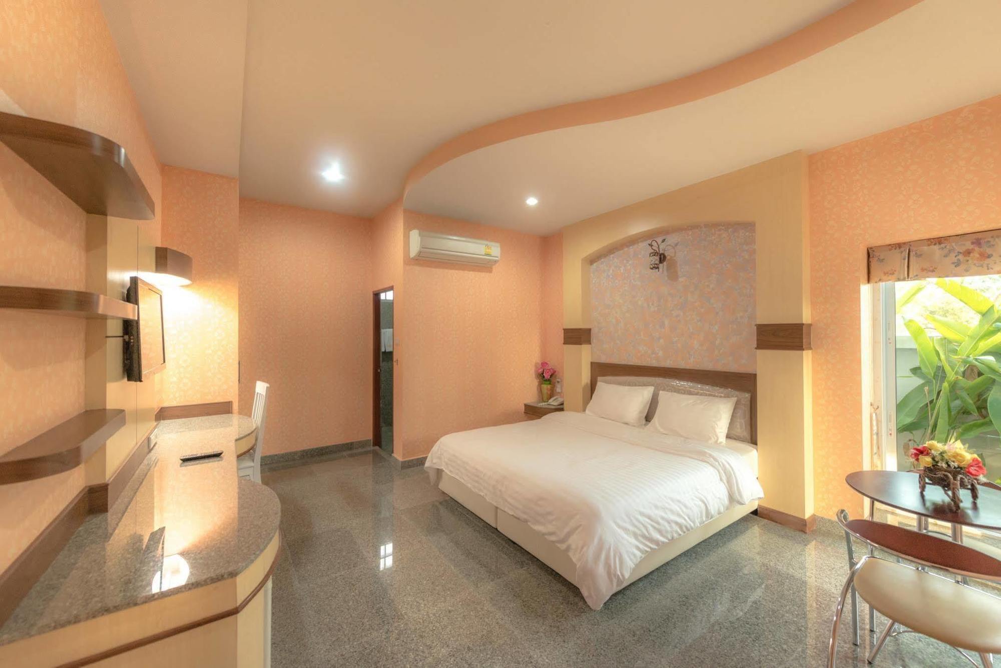 Martina Hotel Surin Ngoại thất bức ảnh