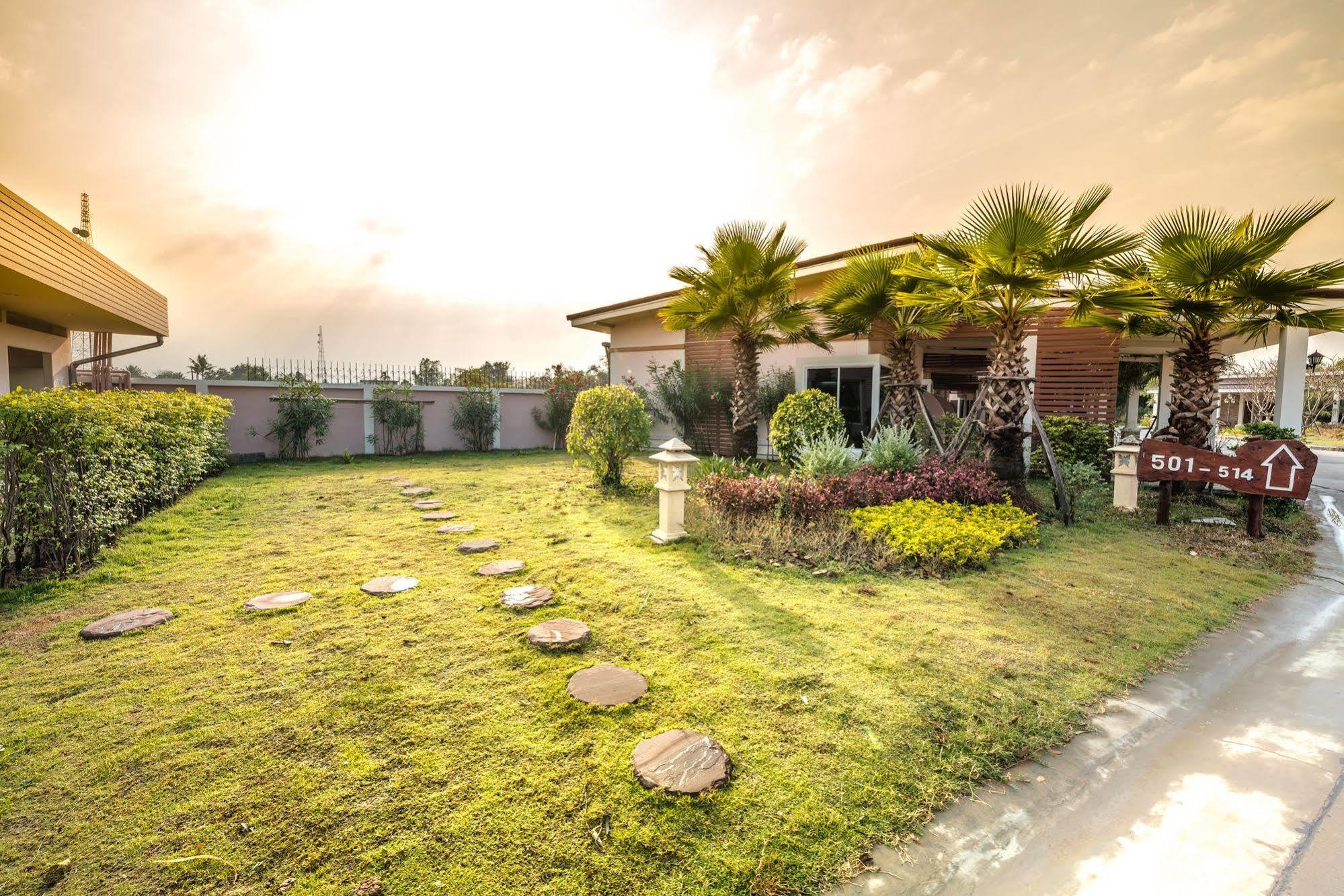Martina Hotel Surin Ngoại thất bức ảnh